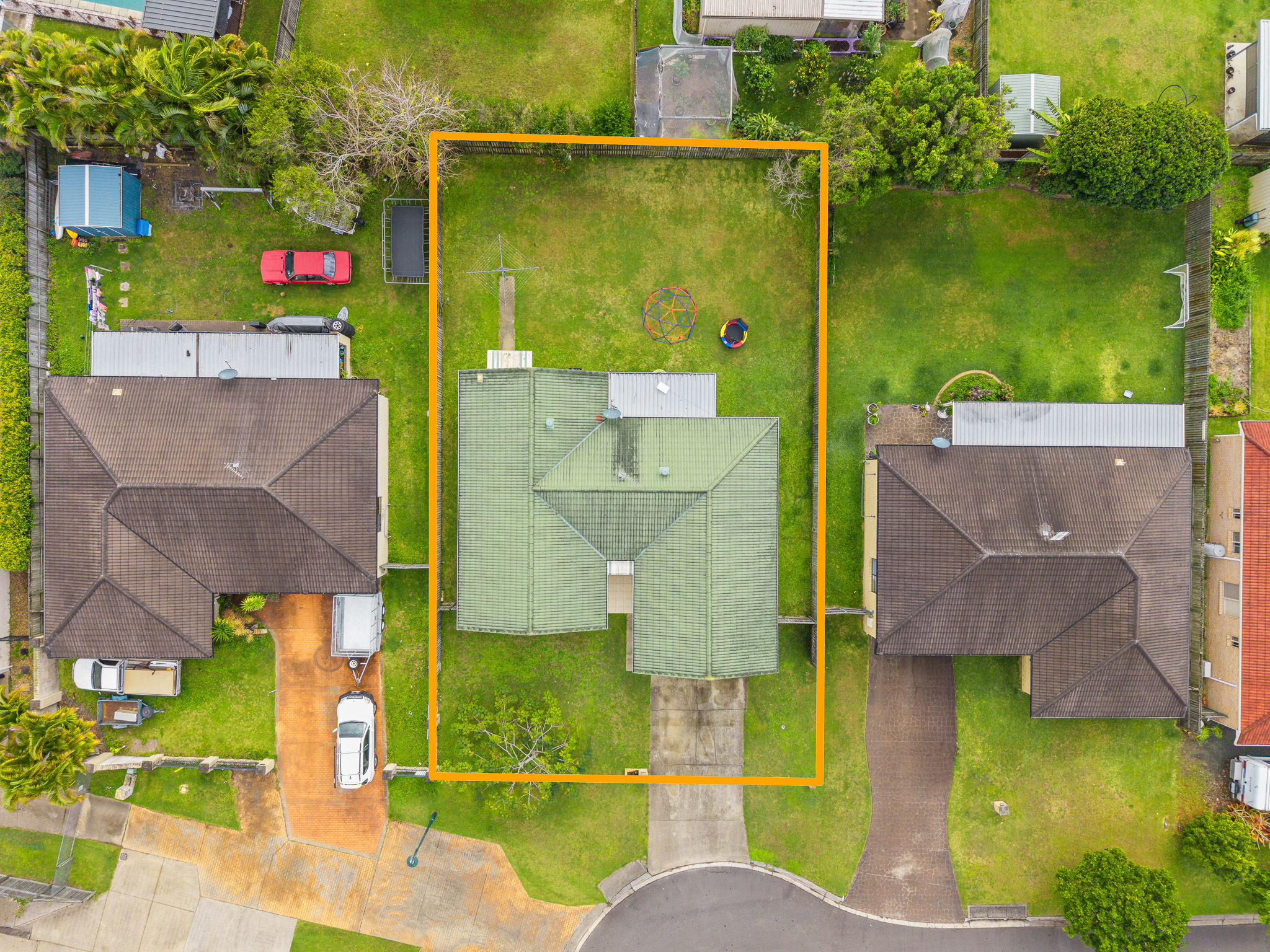 51 Wide Bay Drive, ELI WATERS, QLD 4655 AUS