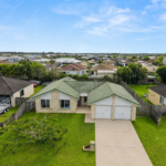 51 Wide Bay Drive, ELI WATERS, QLD 4655 AUS