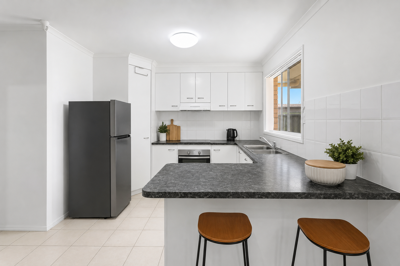 51 Wide Bay Drive, ELI WATERS, QLD 4655 AUS