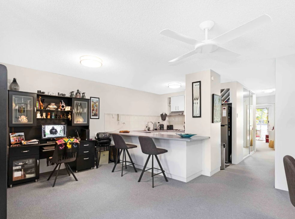 6/44 Freshwater Street, SCARNESS, QLD 4655 AUS