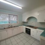 516 Boat Harbour Drv, TORQUAY, QLD 4655 AUS