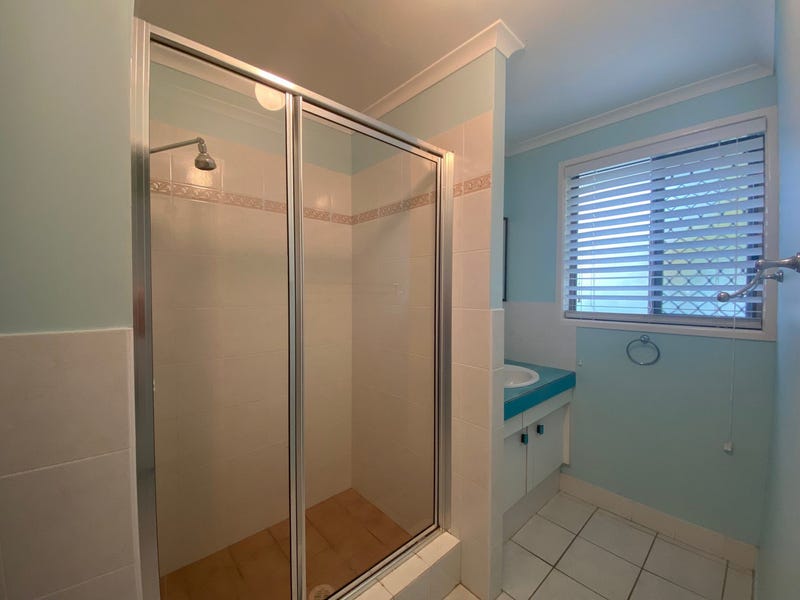 516 Boat Harbour Drv, TORQUAY, QLD 4655 AUS