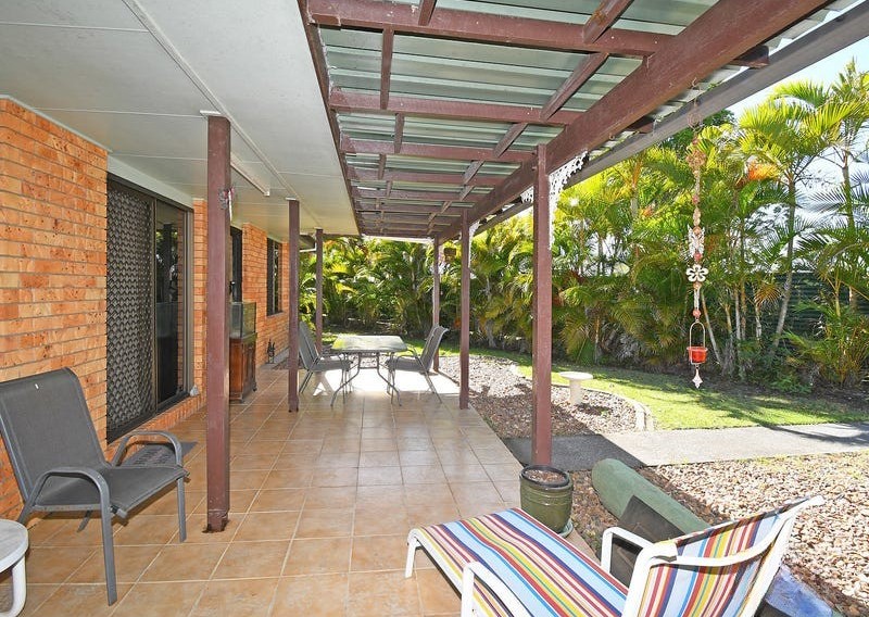 516 Boat Harbour Drv, TORQUAY, QLD 4655 AUS