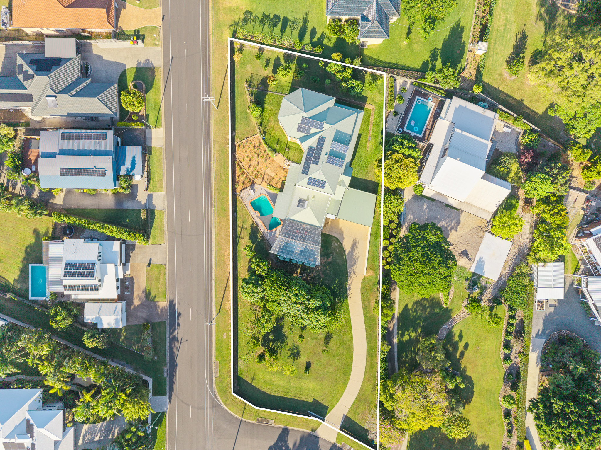 2 Balmoral Court, URRAWEEN, QLD 4655 AUS
