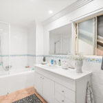 2 Balmoral Court, URRAWEEN, QLD 4655 AUS