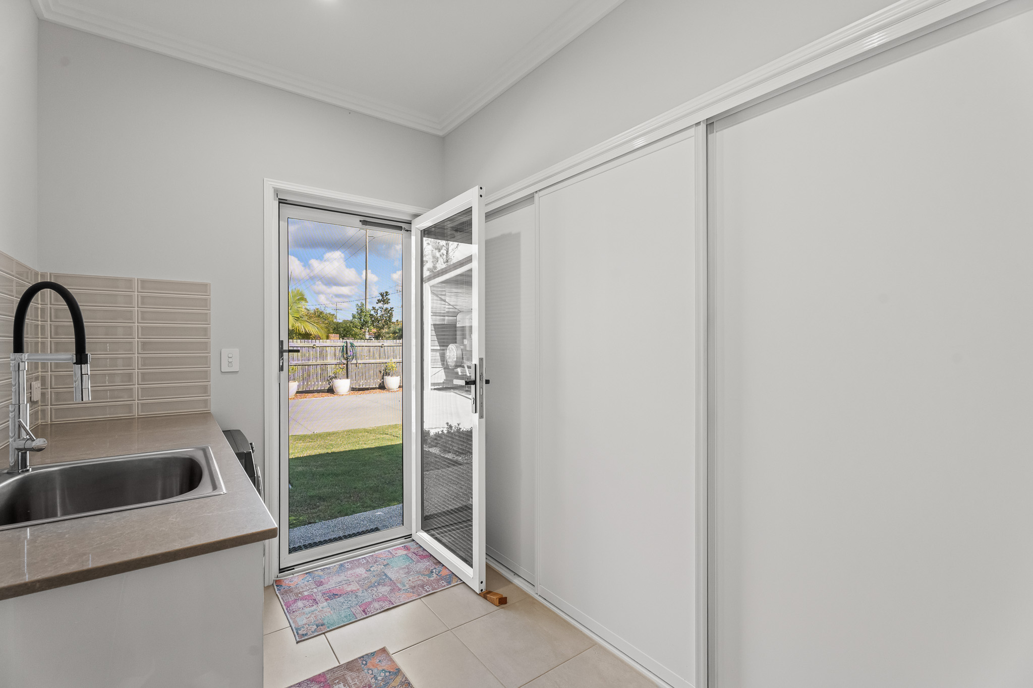 166 Denmans Camp Road, WONDUNNA, QLD 4655 AUS