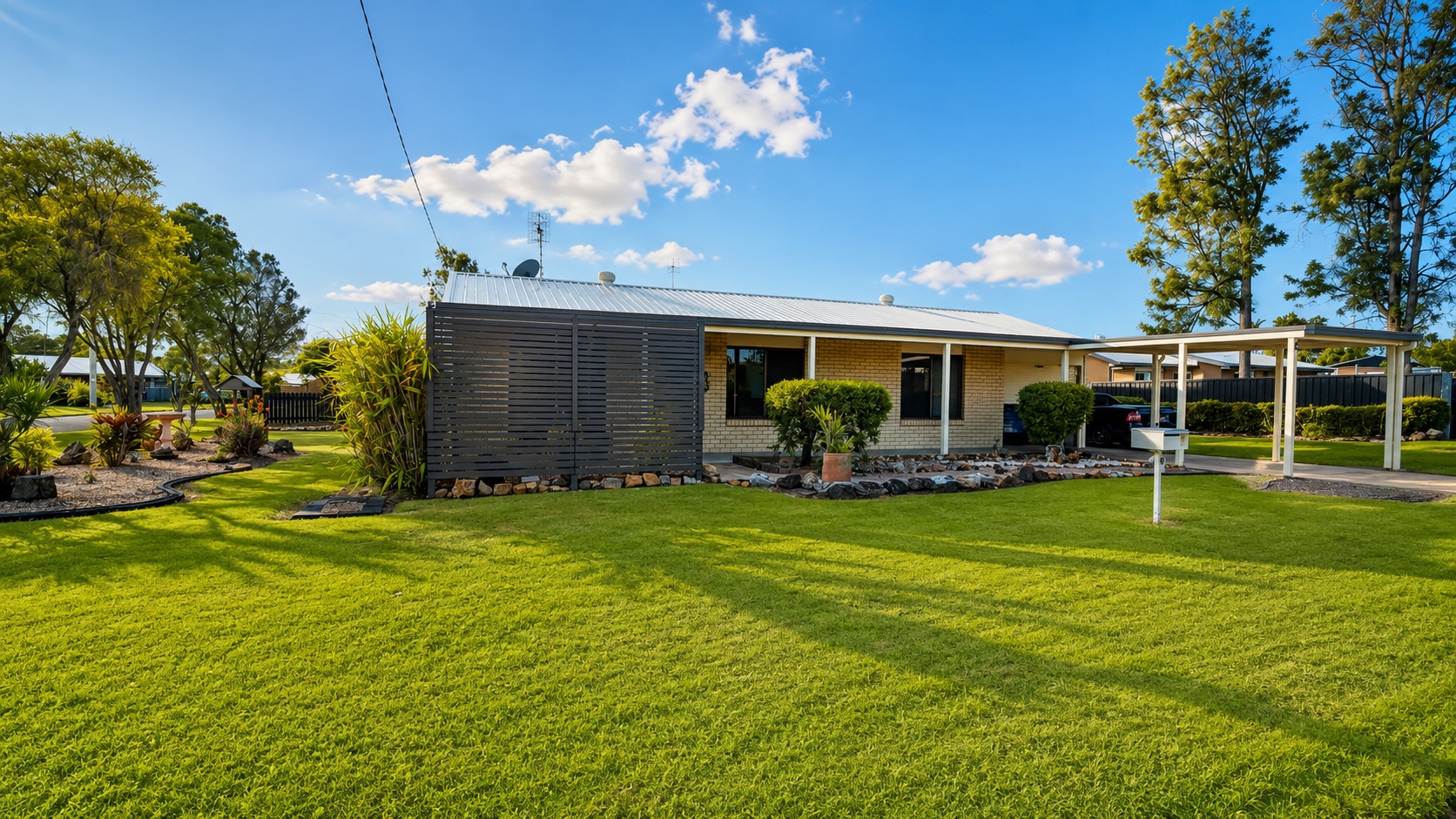 6 Heran Court, URANGAN, QLD 4655 AUS