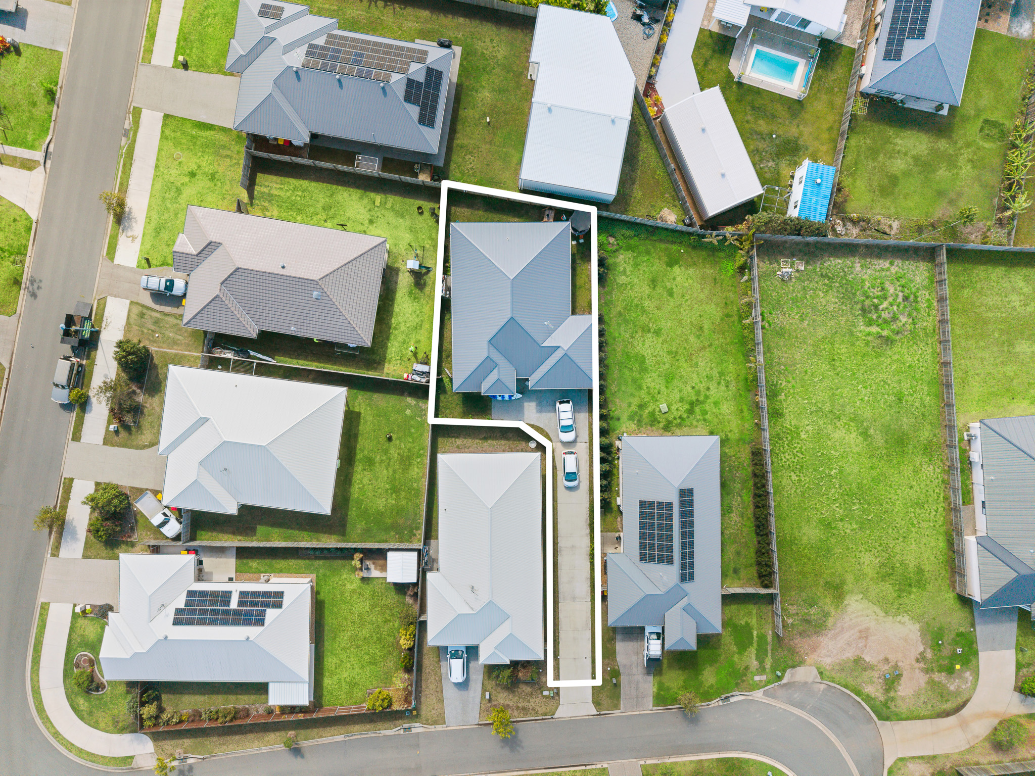 4 Coolamon Court, URRAWEEN, QLD 4655 AUS