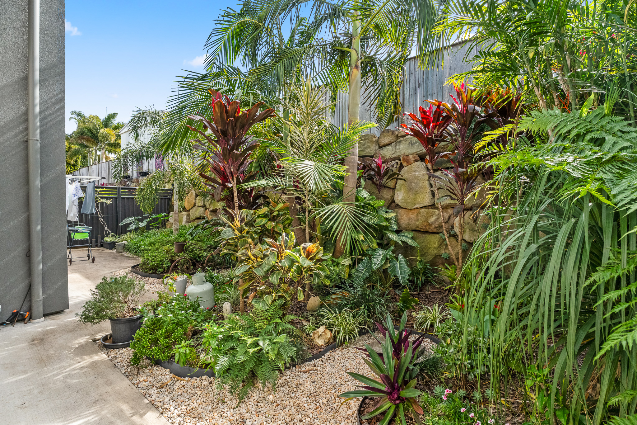 274/1 Latitude Boulevard, NIKENBAH, QLD 4655 AUS