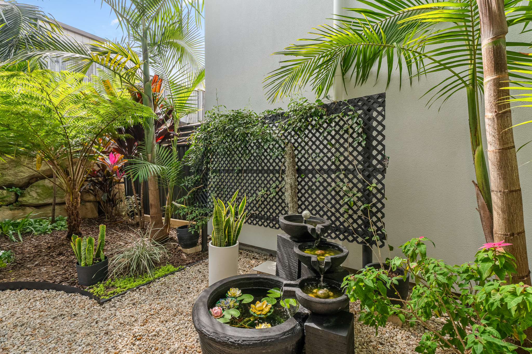 274/1 Latitude Boulevard, NIKENBAH, QLD 4655 AUS
