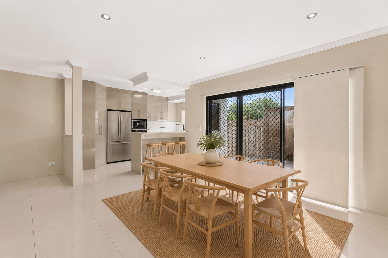 2/40 Victor Drive, KAWUNGAN, QLD 4655 AUS