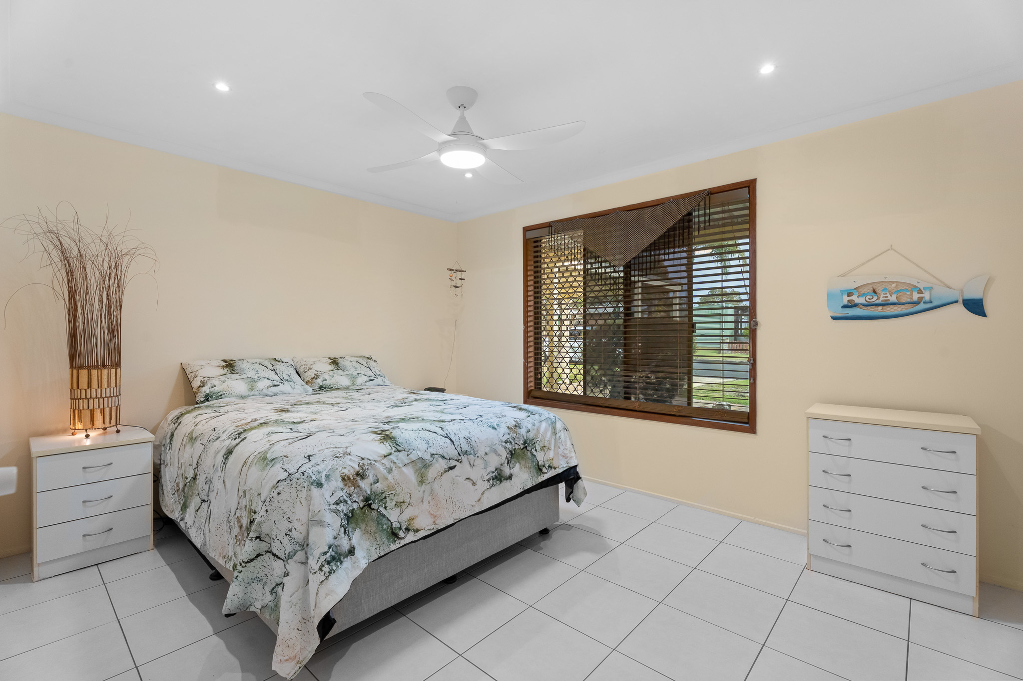 6 Heran Court, URANGAN, QLD 4655 AUS