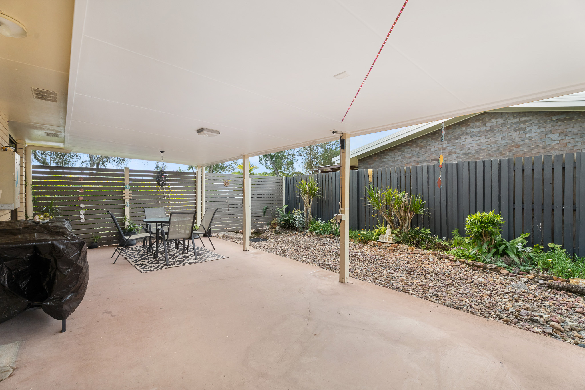 6 Heran Court, URANGAN, QLD 4655 AUS