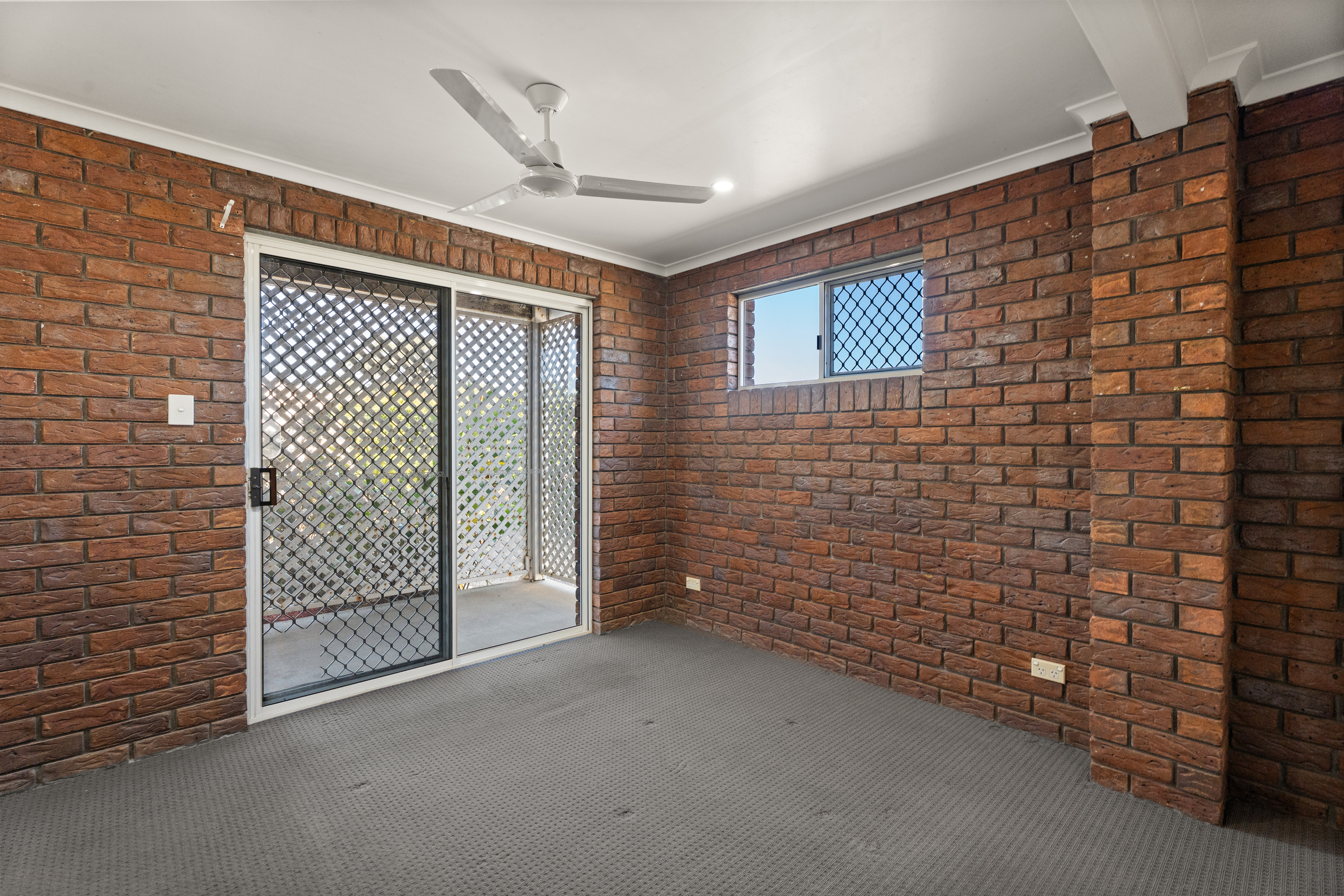 463 Boat Harbour Drive, TORQUAY, QLD 4655 AUS
