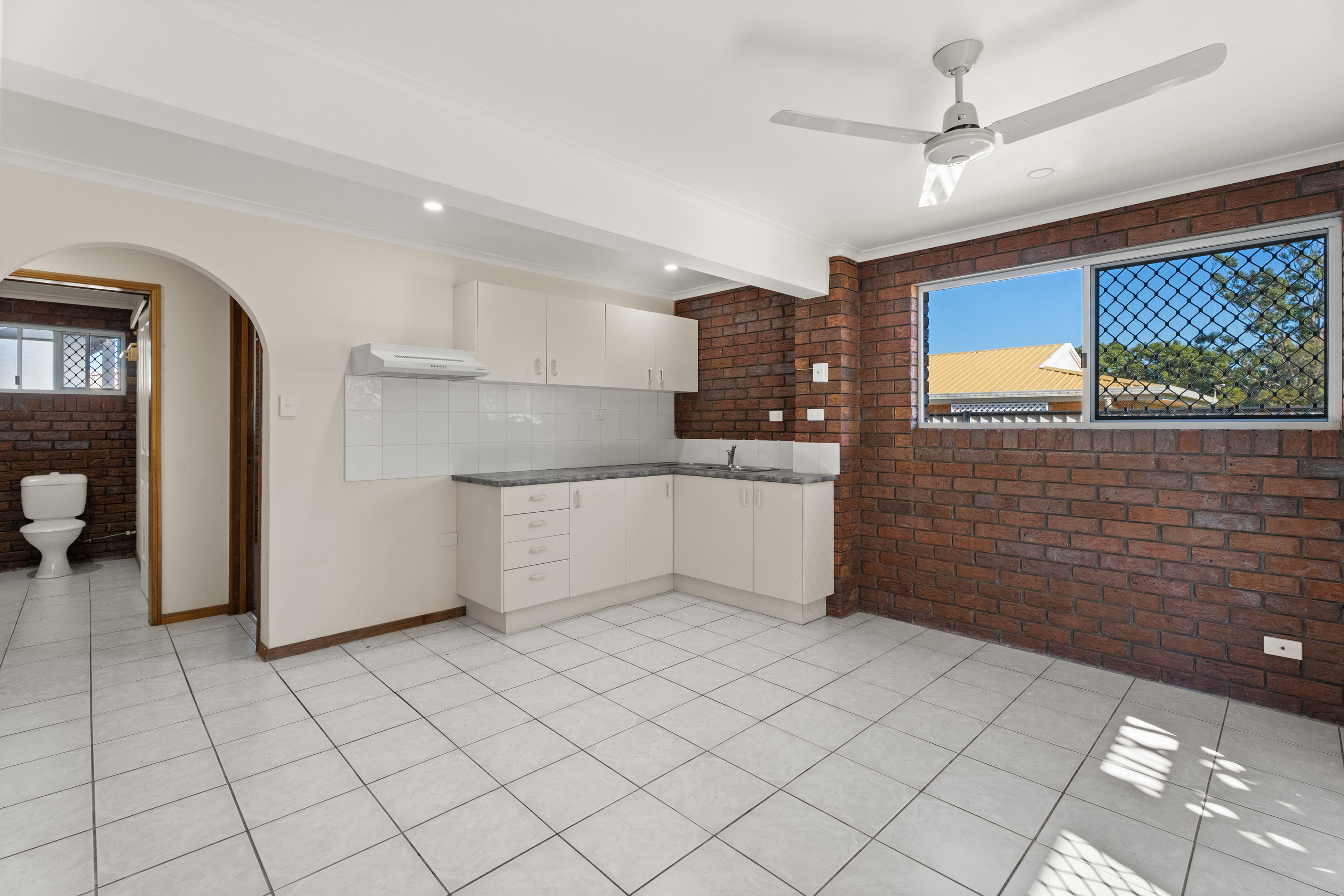 463 Boat Harbour Drive, TORQUAY, QLD 4655 AUS