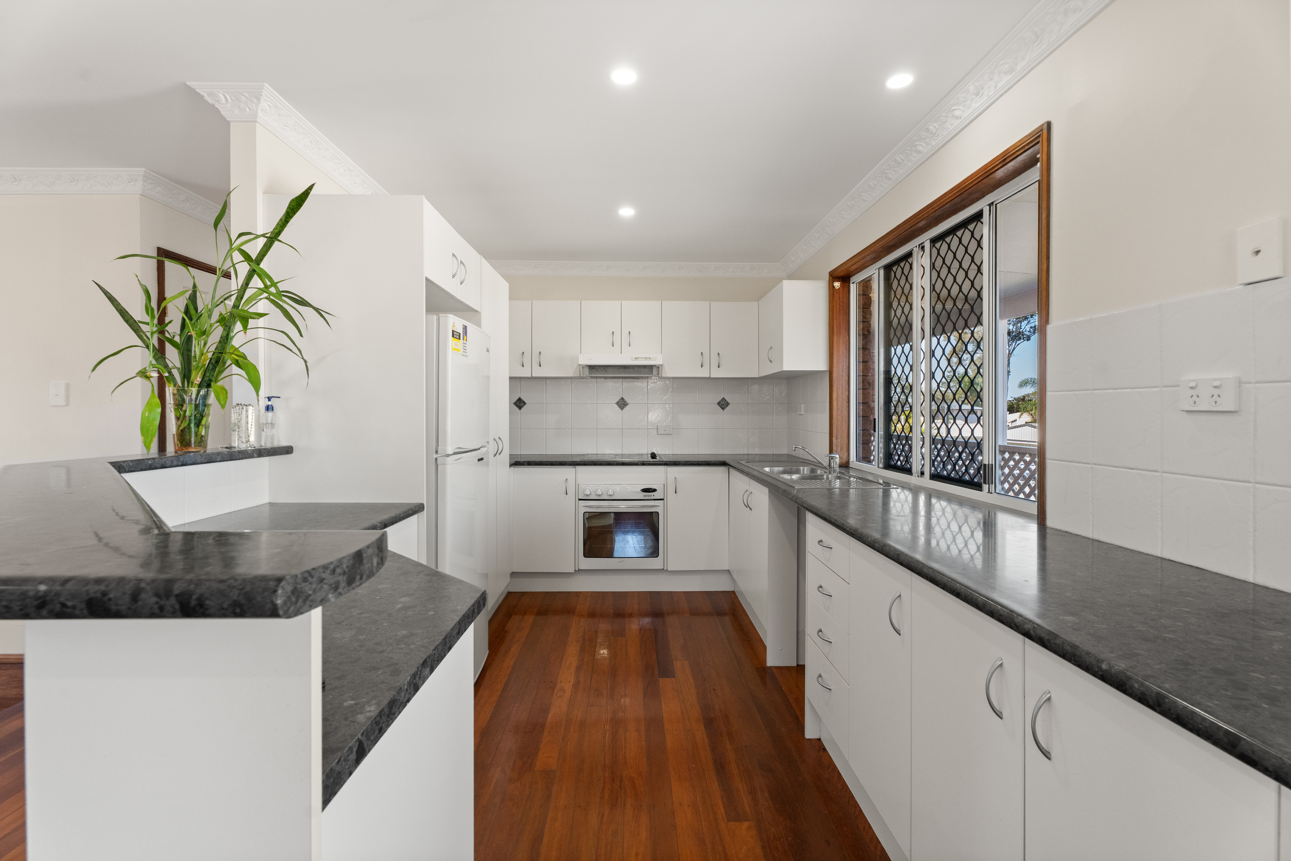 463 Boat Harbour Drive, TORQUAY, QLD 4655 AUS