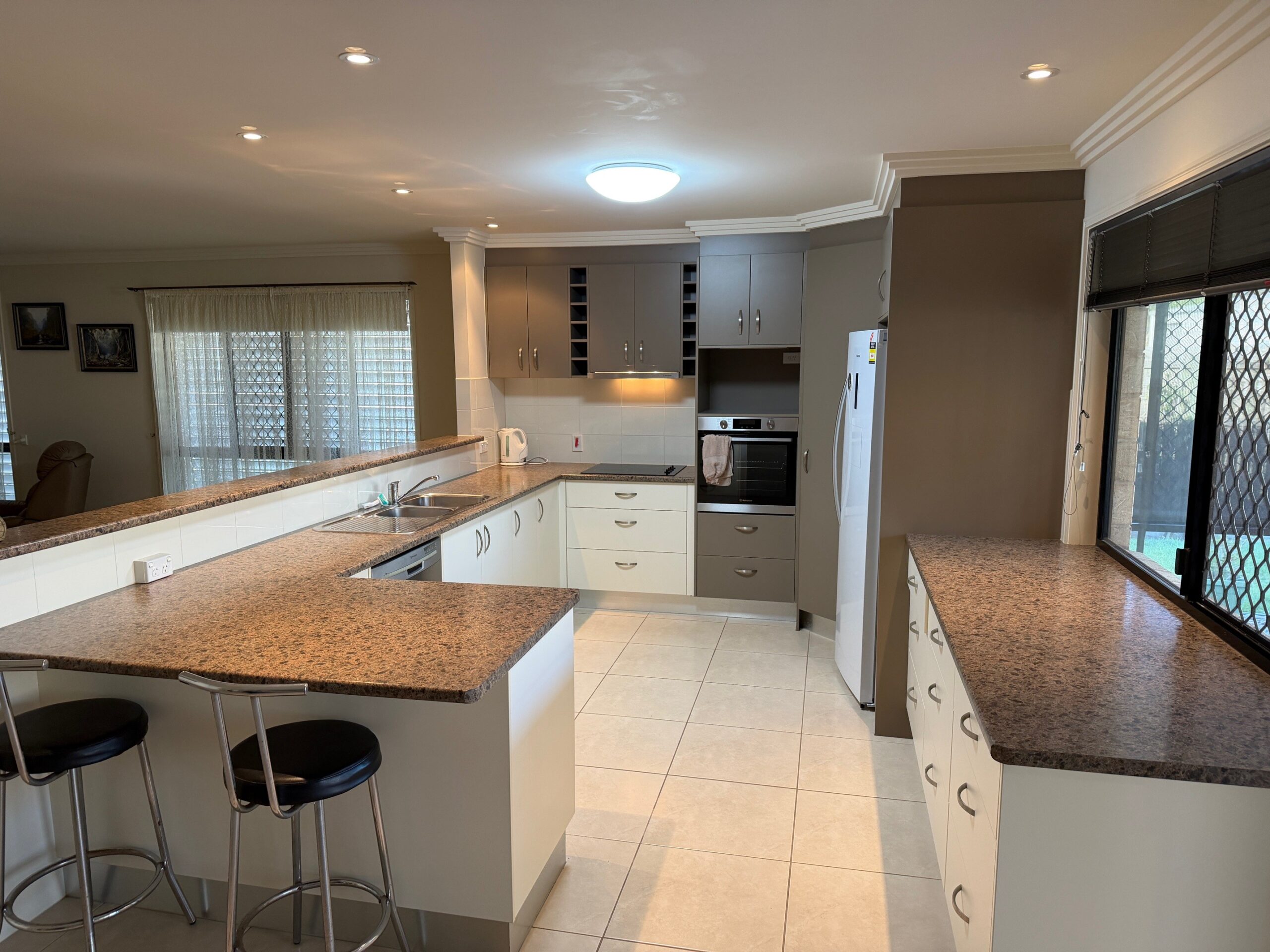 43 Lancaster Circuit, URRAWEEN, QLD 4655 AUS