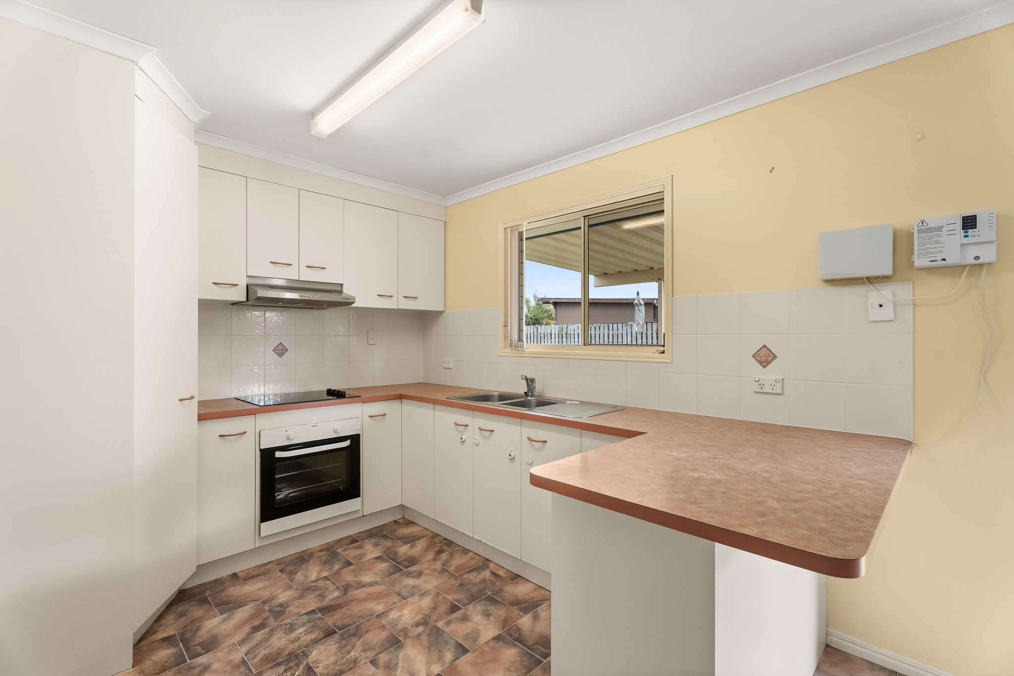 17 Chancellor Drive, URRAWEEN, QLD 4655 AUS
