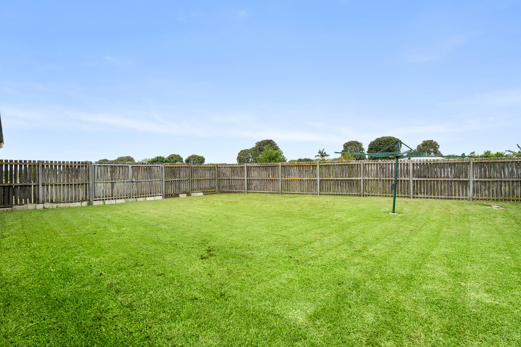 17 Chancellor Drive, URRAWEEN, QLD 4655 AUS
