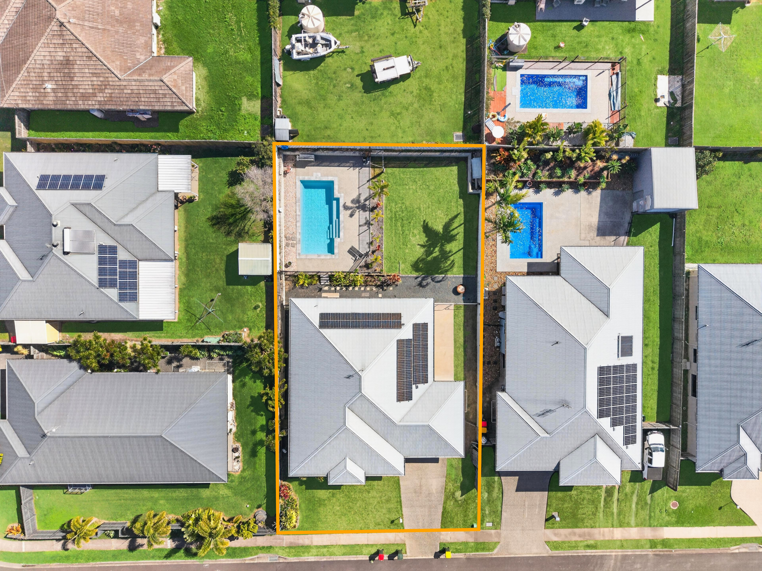 80 Bay Park Road, WONDUNNA, QLD 4655 AUS