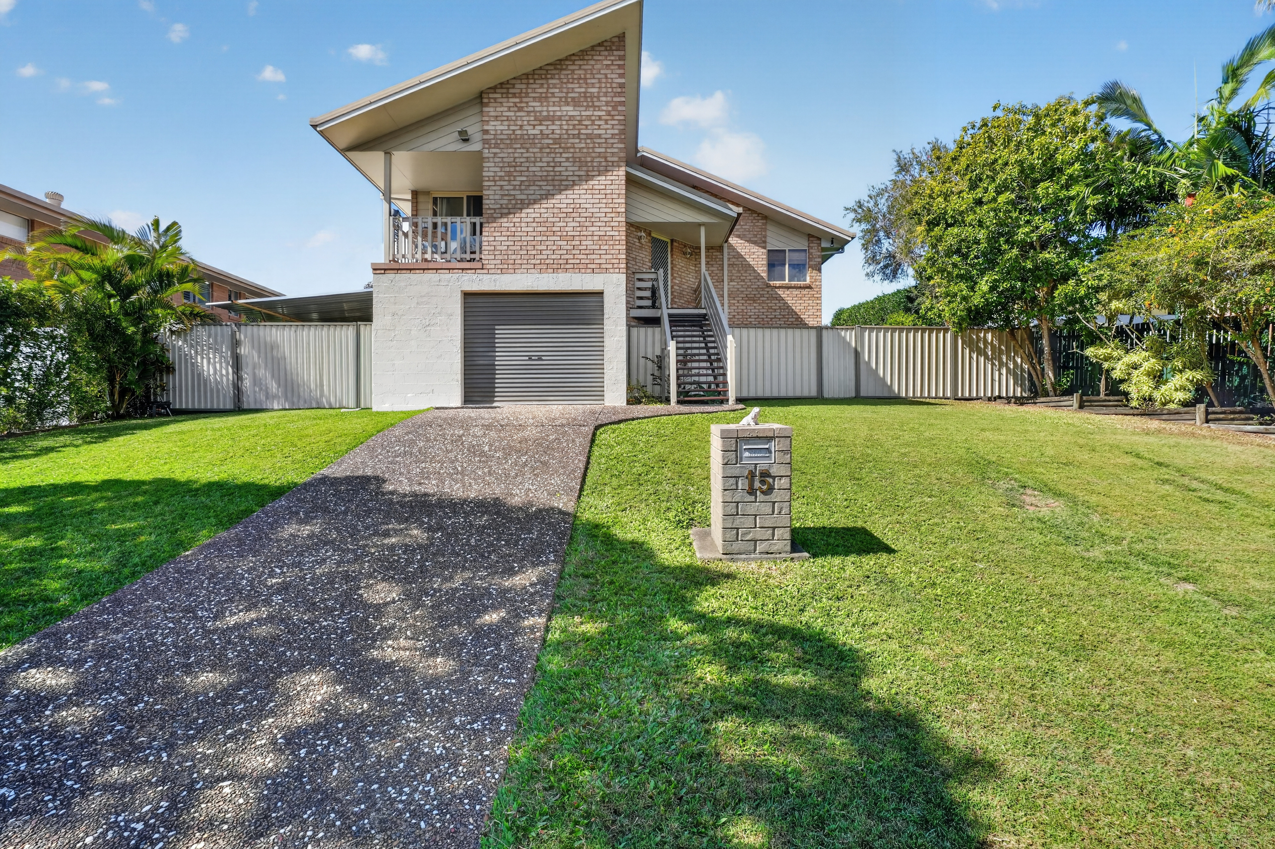 15 Faye Avenue, SCARNESS, QLD 4655 AUS