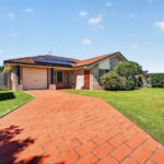 11 Alana Court, TORQUAY, QLD 4655 AUS