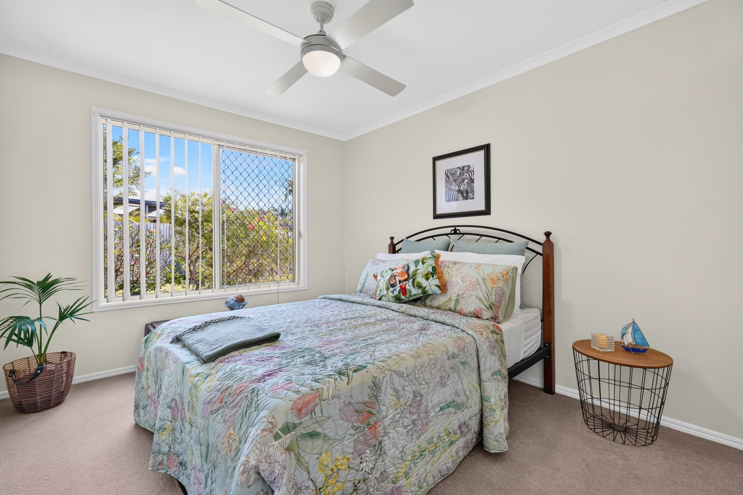 11 Alana Court, TORQUAY, QLD 4655 AUS