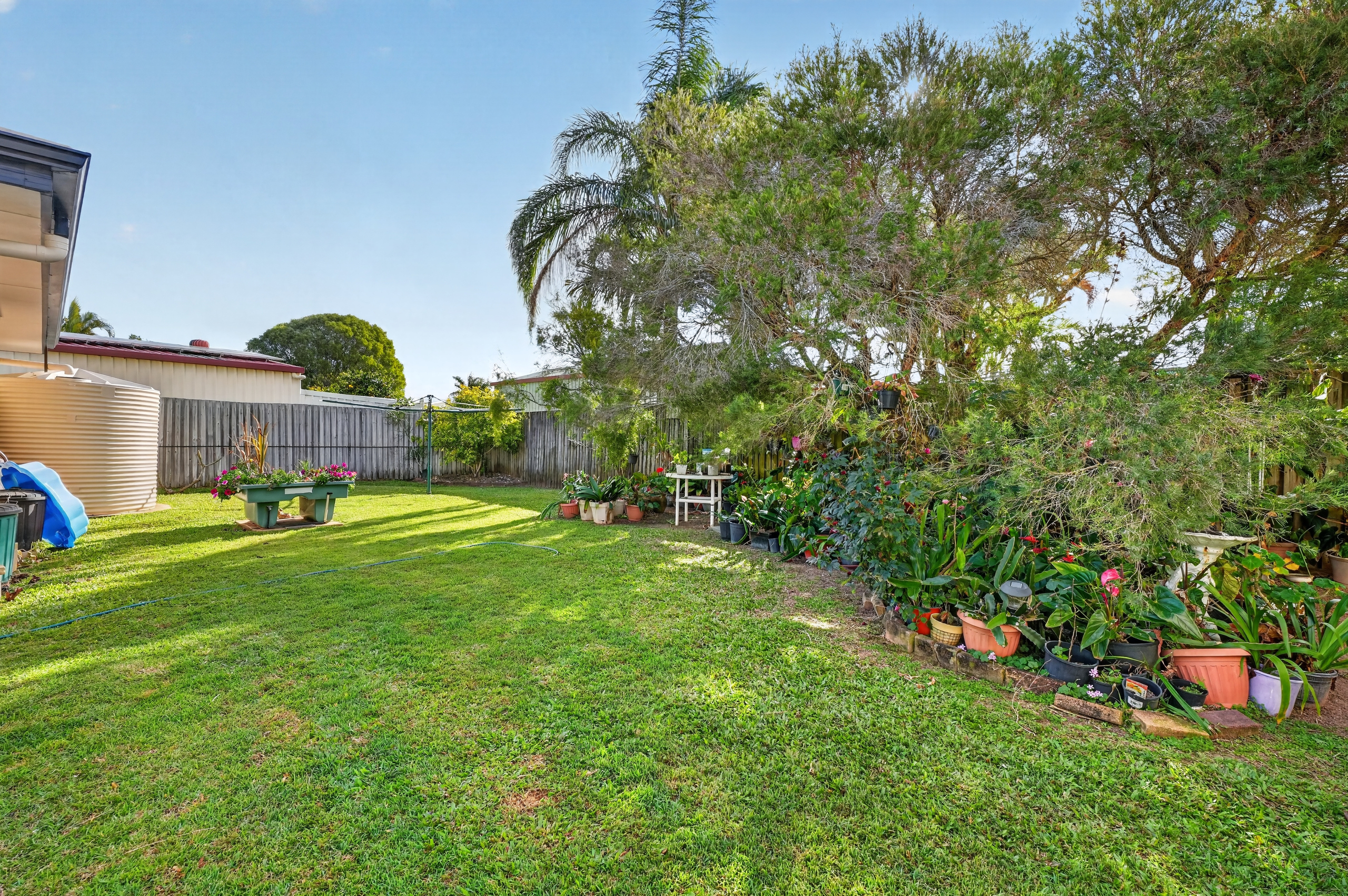 14 Arwon Close, POINT VERNON, QLD 4655 AUS