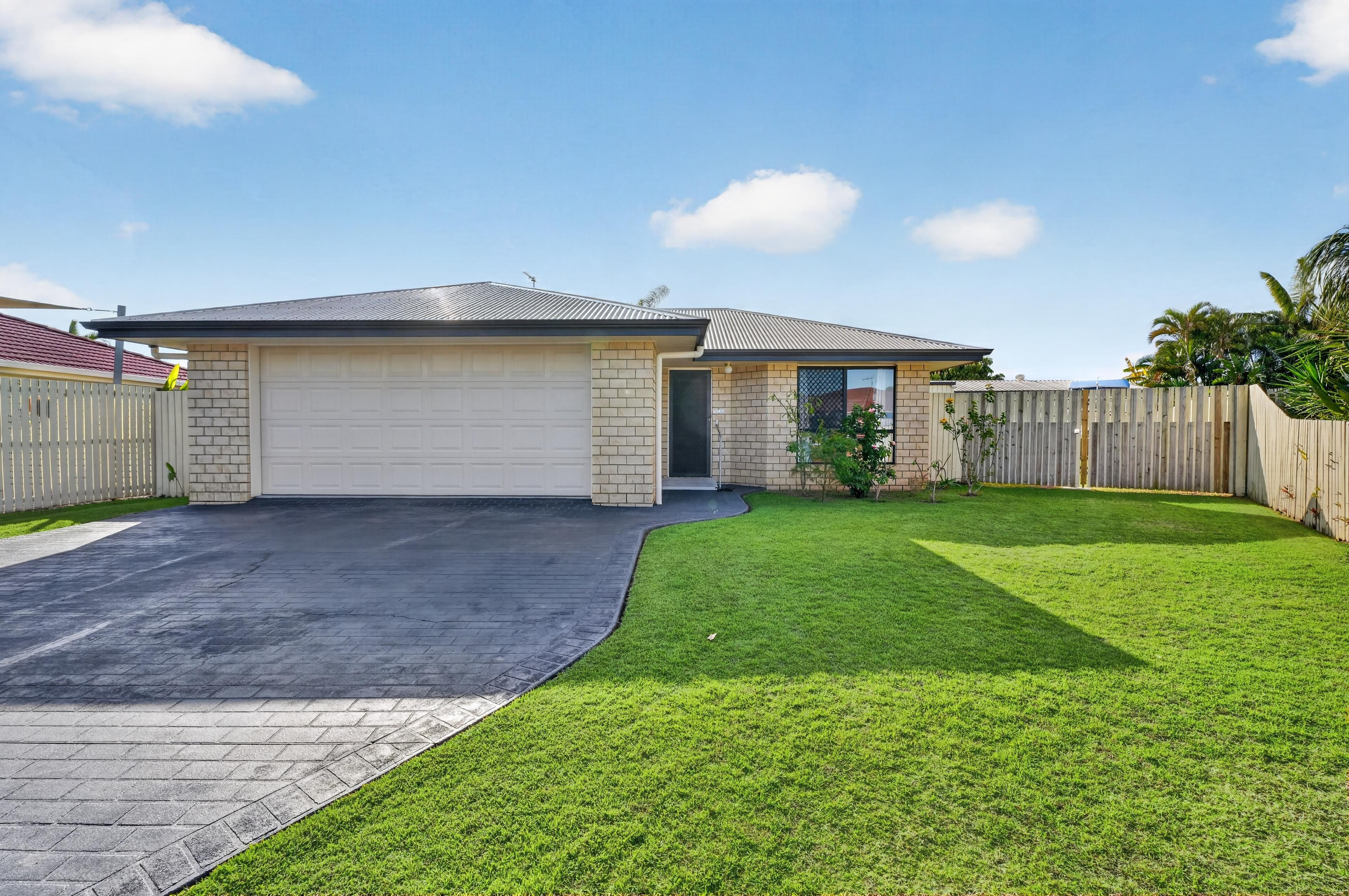 14 Arwon Close, POINT VERNON, QLD 4655 AUS
