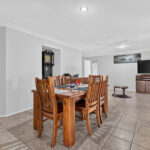 14 Arwon Close, POINT VERNON, QLD 4655 AUS