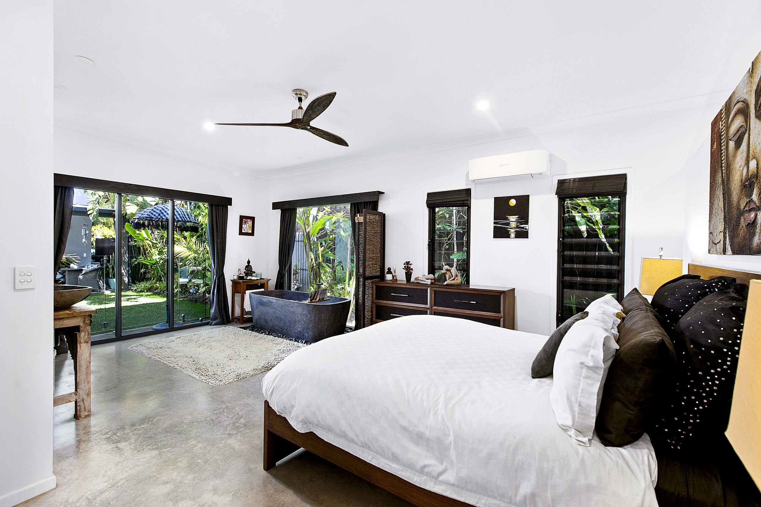 157 Truro Street, URANGAN, QLD 4655 AUS