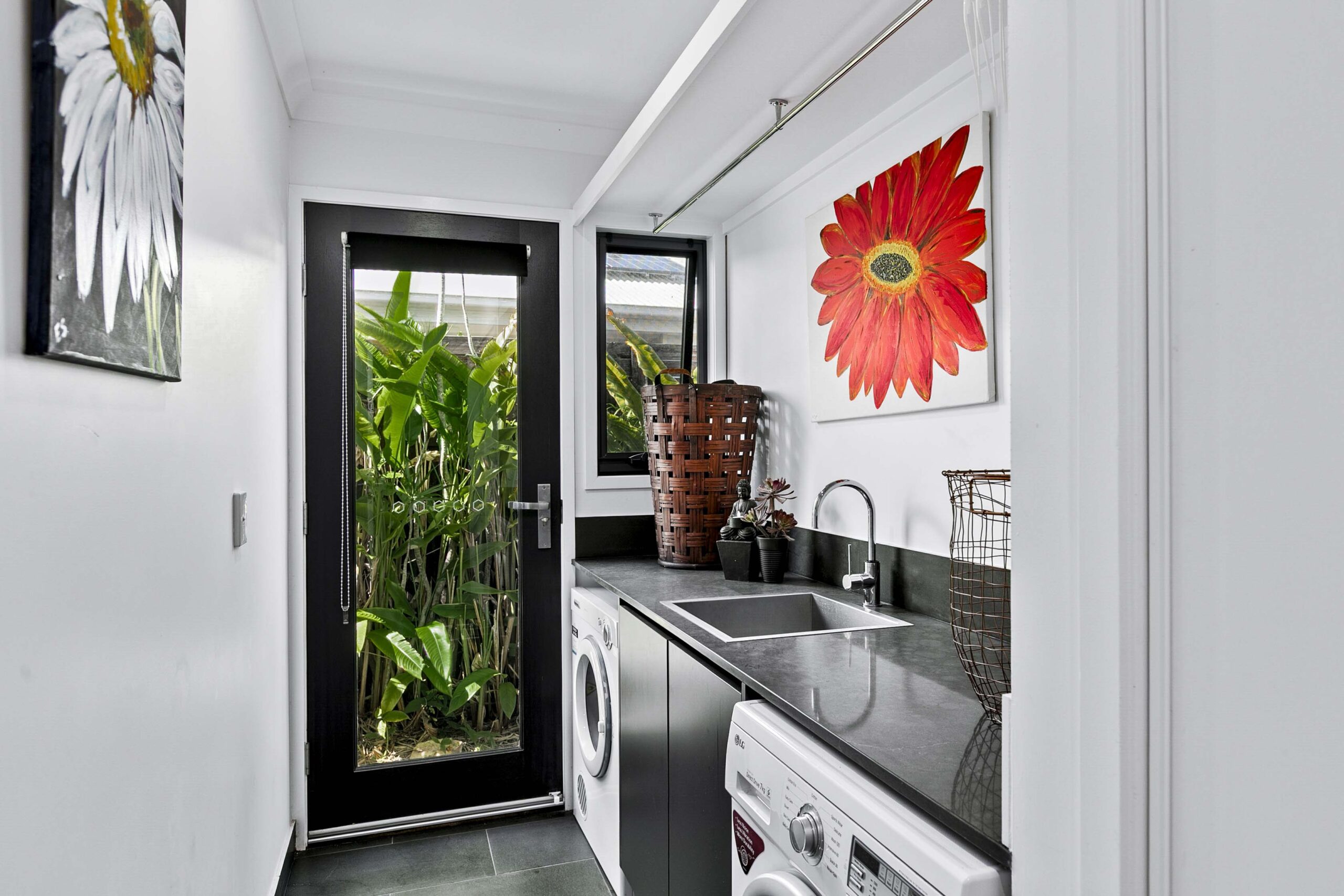 157 Truro Street, URANGAN, QLD 4655 AUS