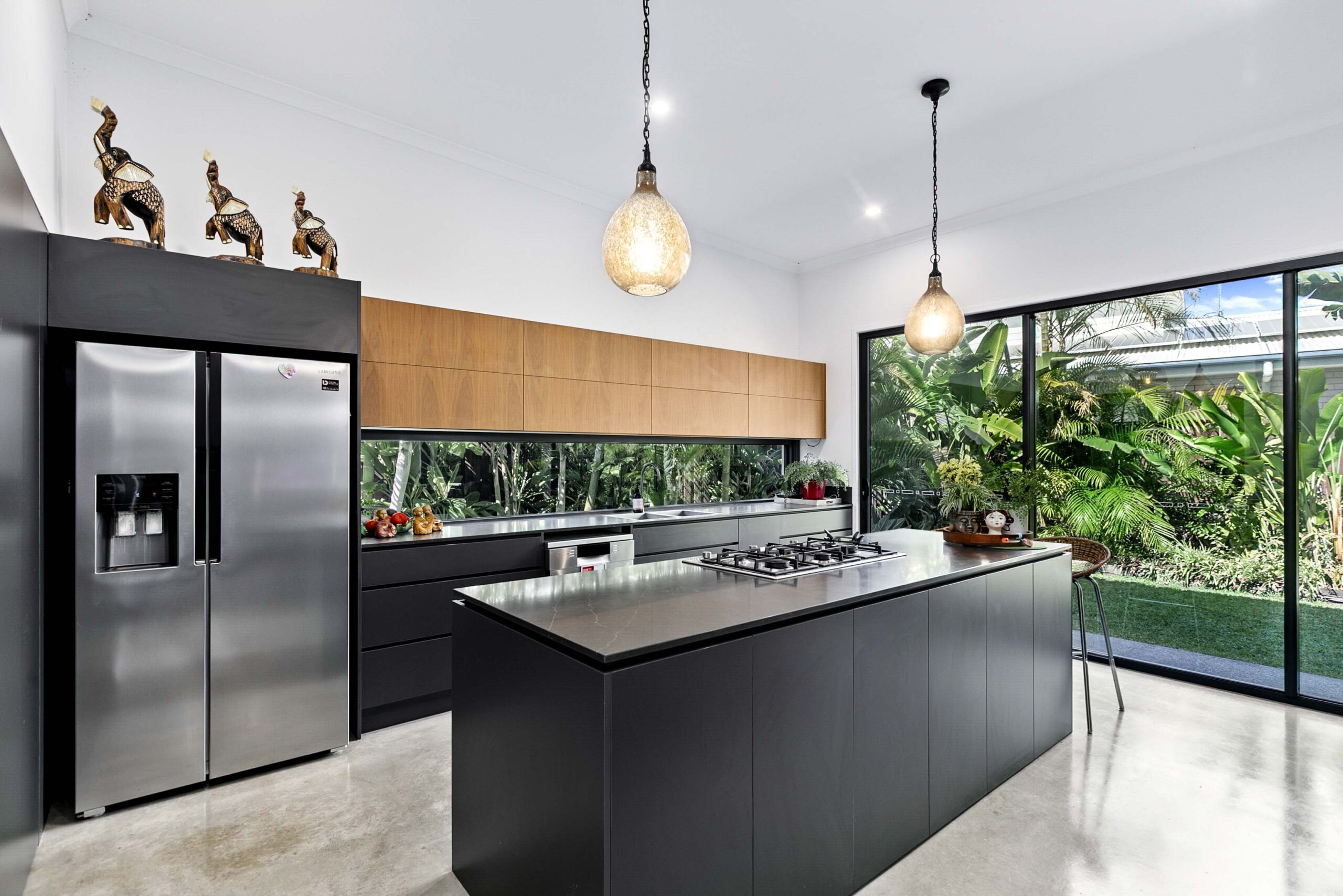 157 Truro Street, URANGAN, QLD 4655 AUS