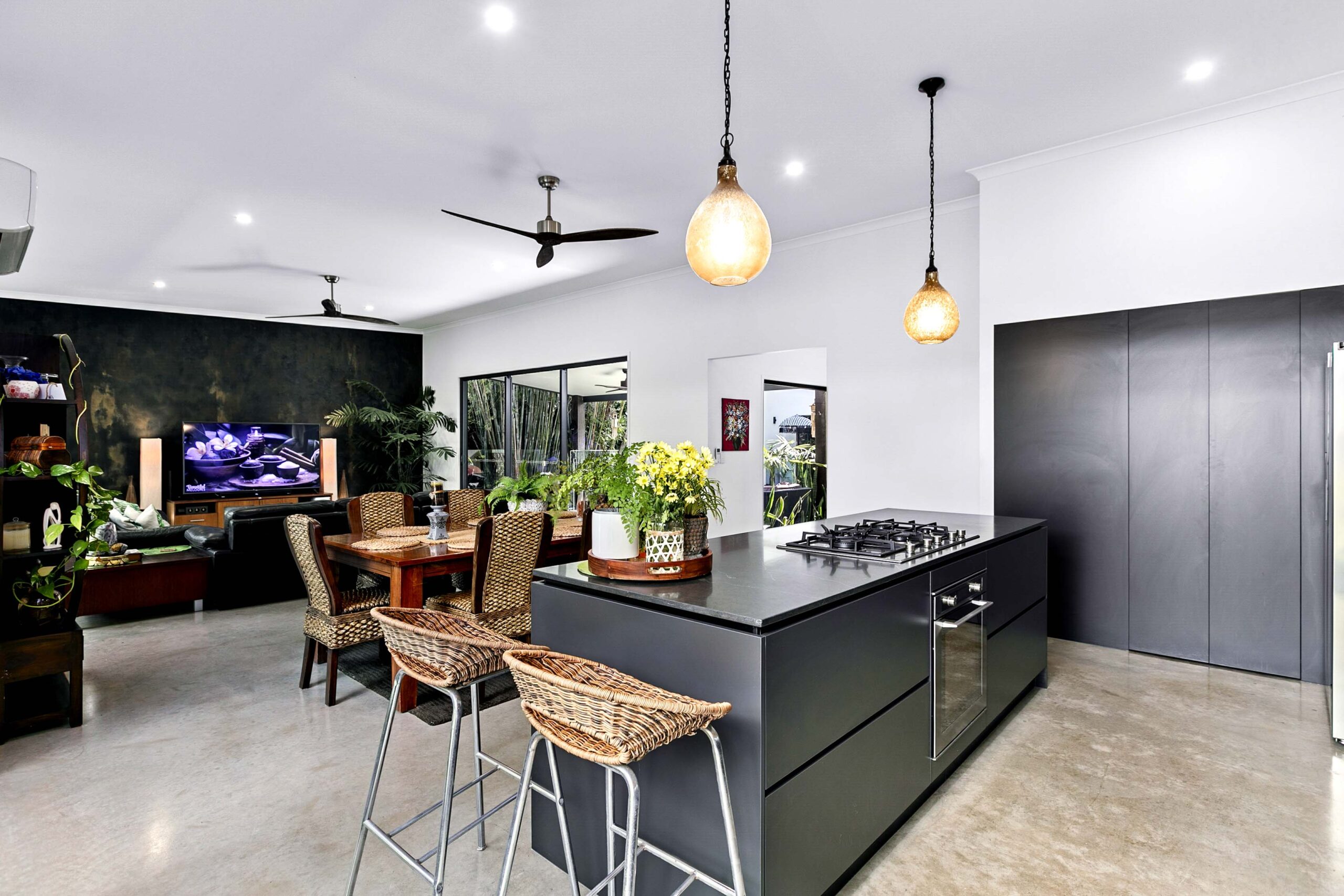 157 Truro Street, URANGAN, QLD 4655 AUS