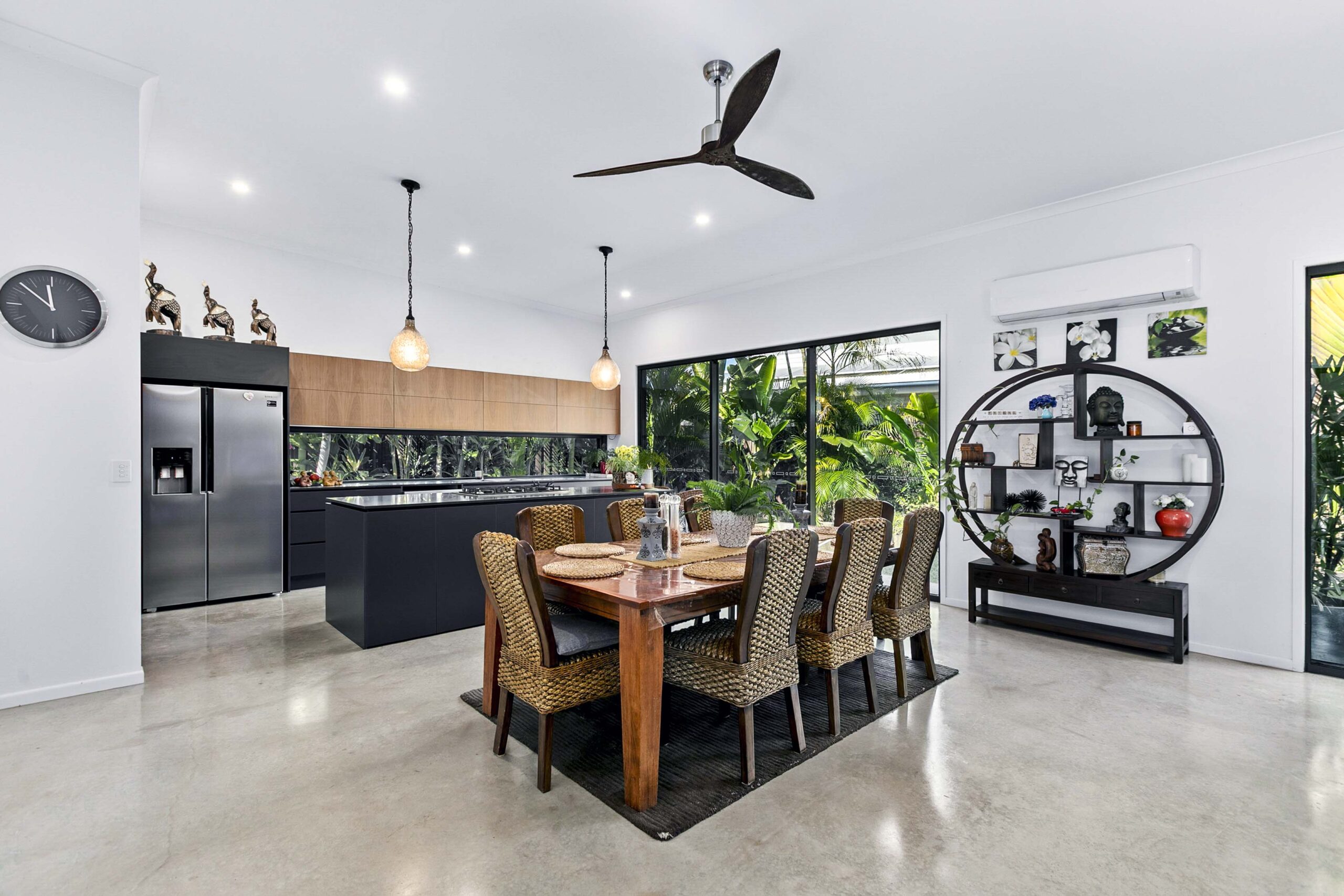 157 Truro Street, URANGAN, QLD 4655 AUS