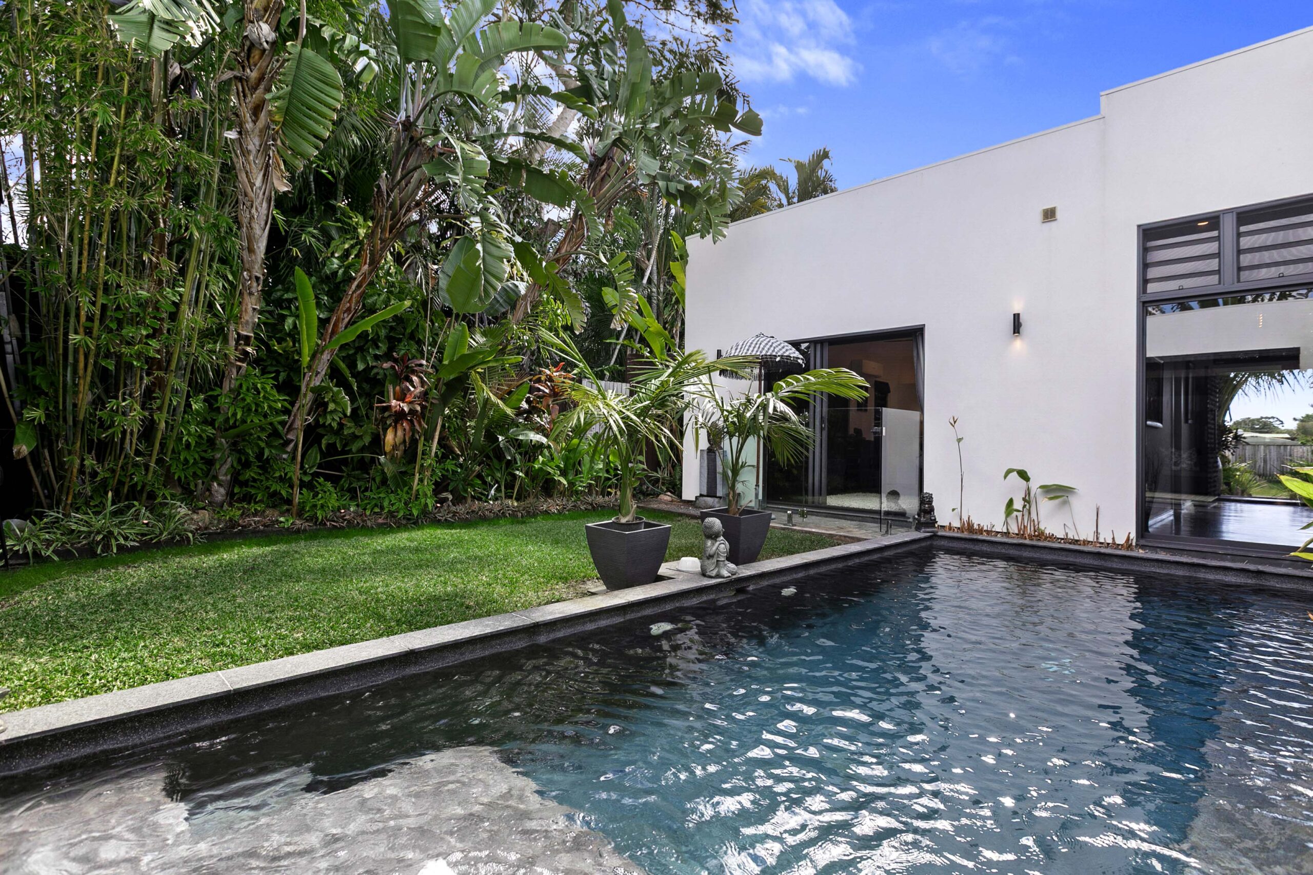 157 Truro Street, URANGAN, QLD 4655 AUS