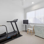401/2-20 Island View Dr - 