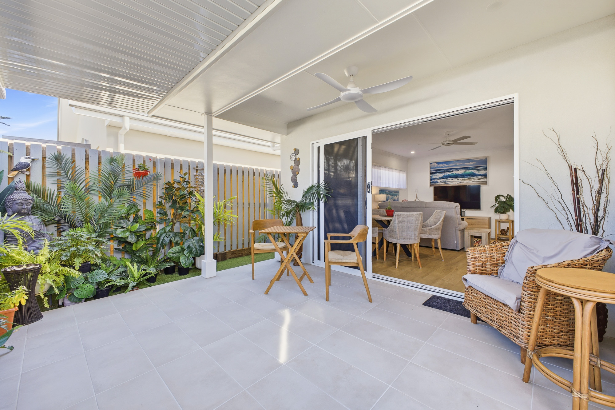 401/2-20 Island View Dr - 