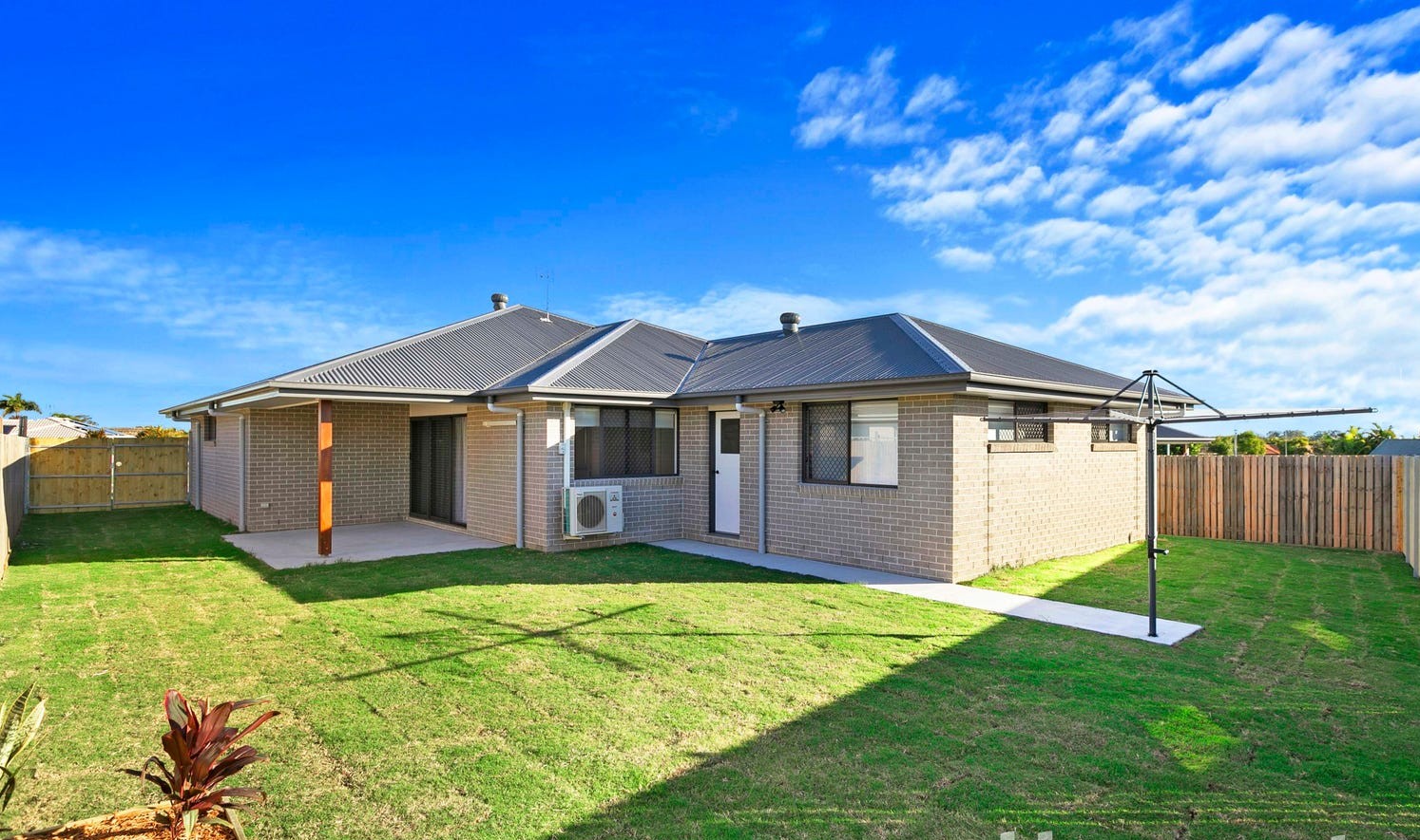 59 Wattle Street, POINT VERNON, QLD 4655 AUS
