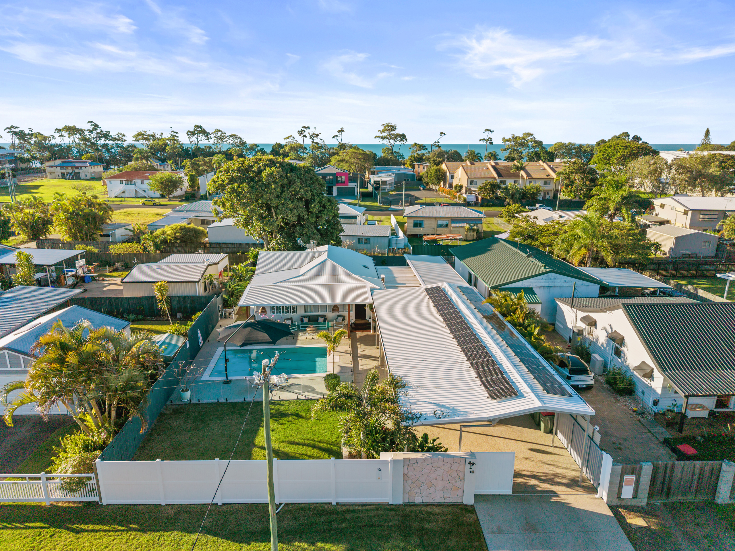 16 Scarborough Street, SCARNESS, QLD 4655 AUS