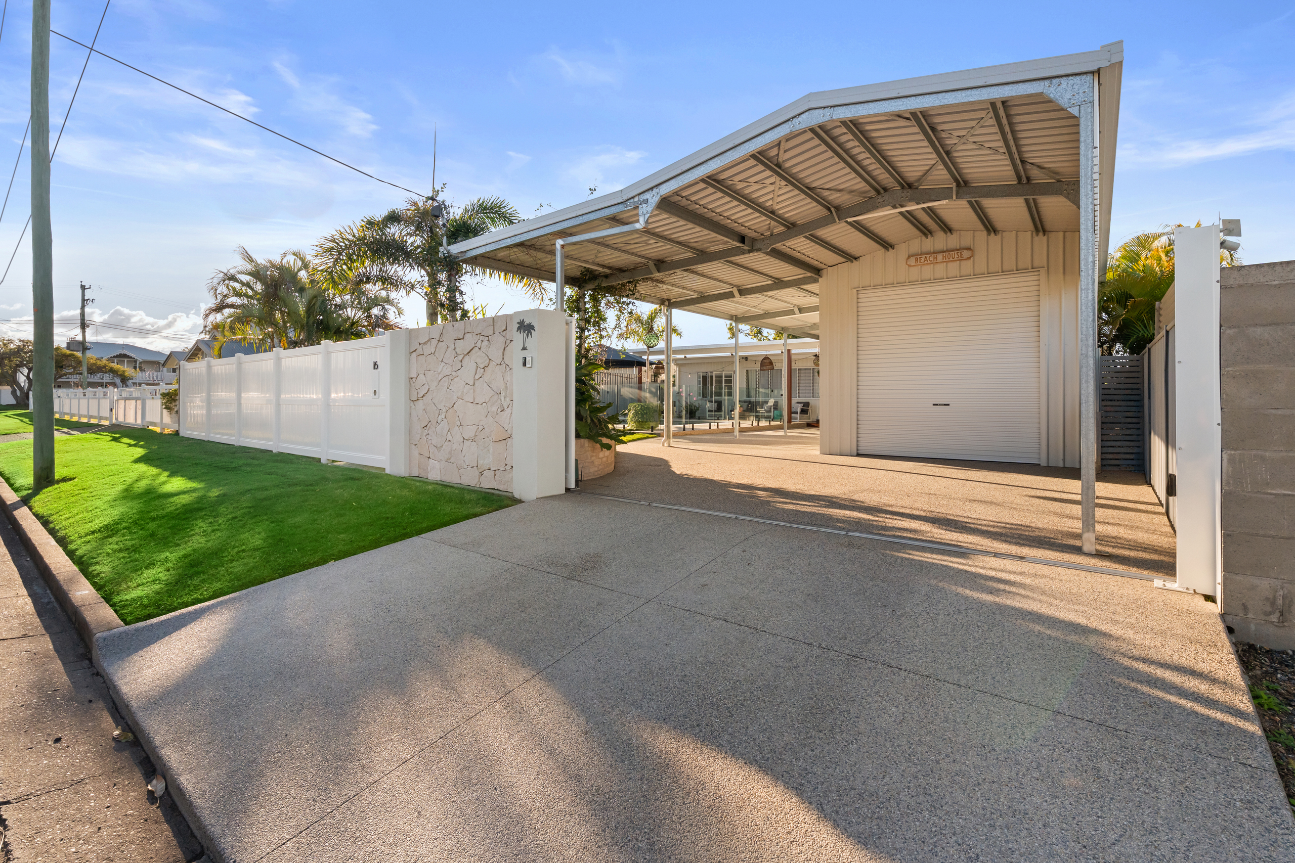 16 Scarborough Street, SCARNESS, QLD 4655 AUS