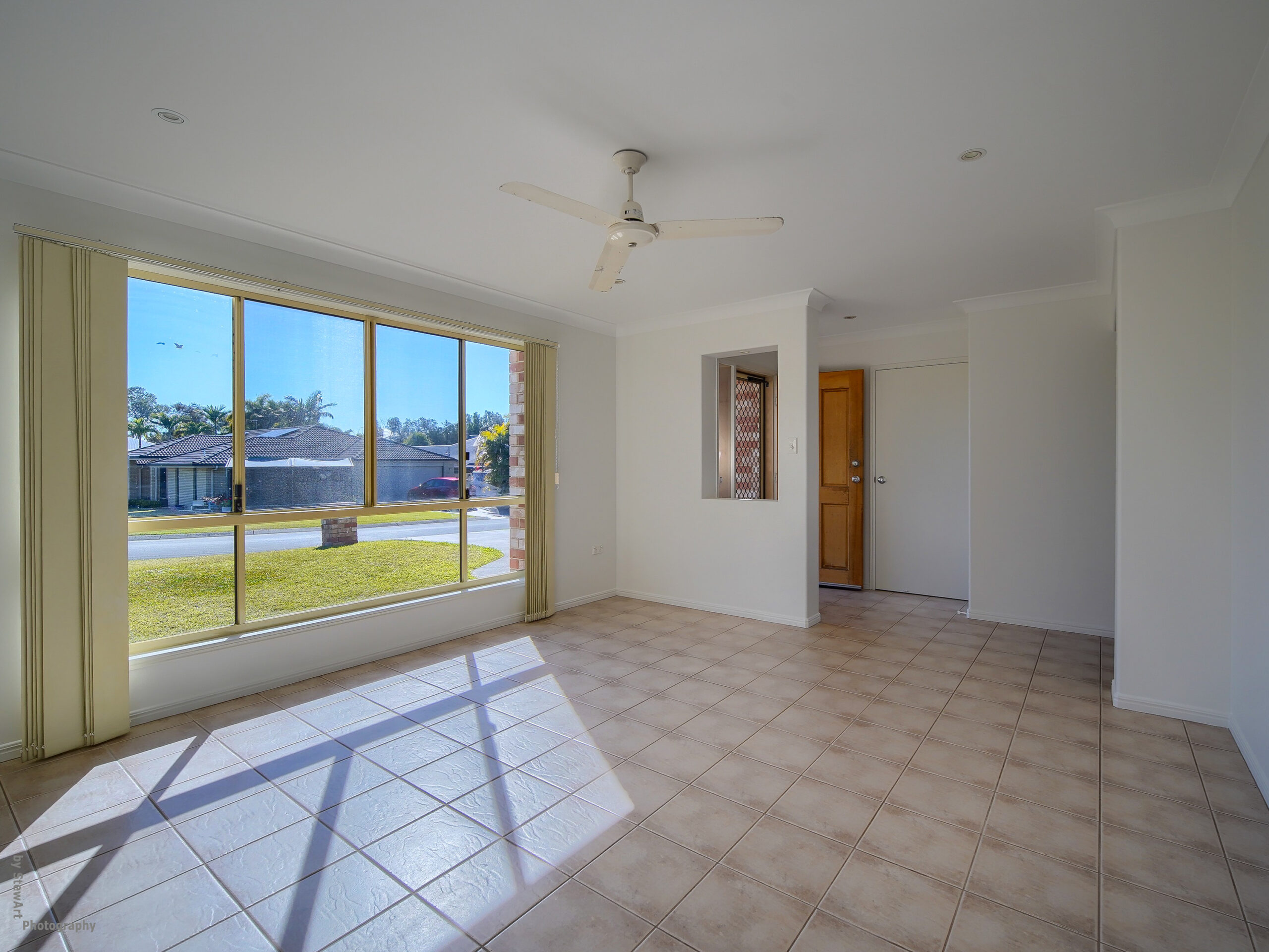 1 Adam Court, URANGAN, QLD 4655 AUS