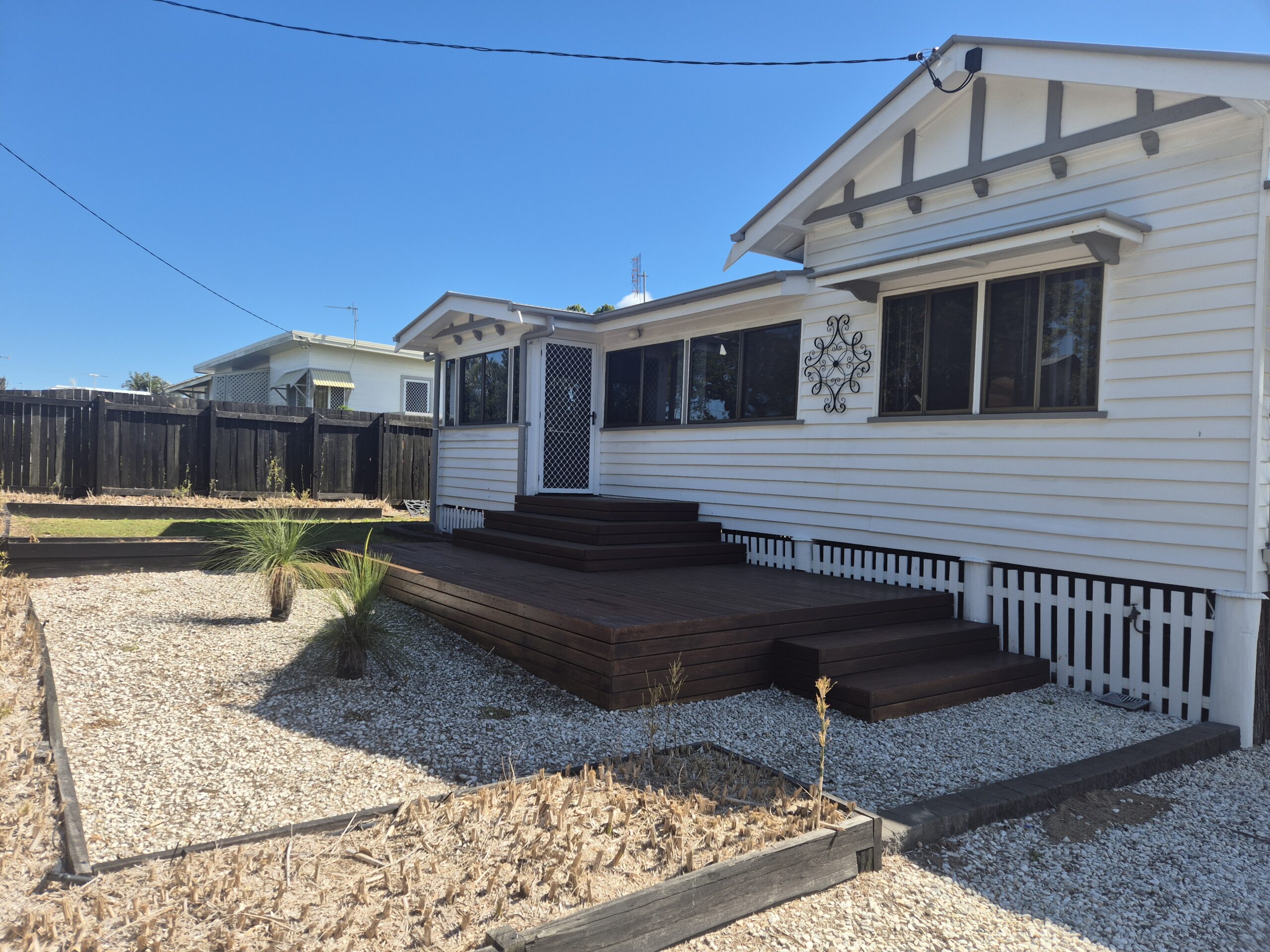 5 Leith Street, PIALBA, QLD 4655 AUS