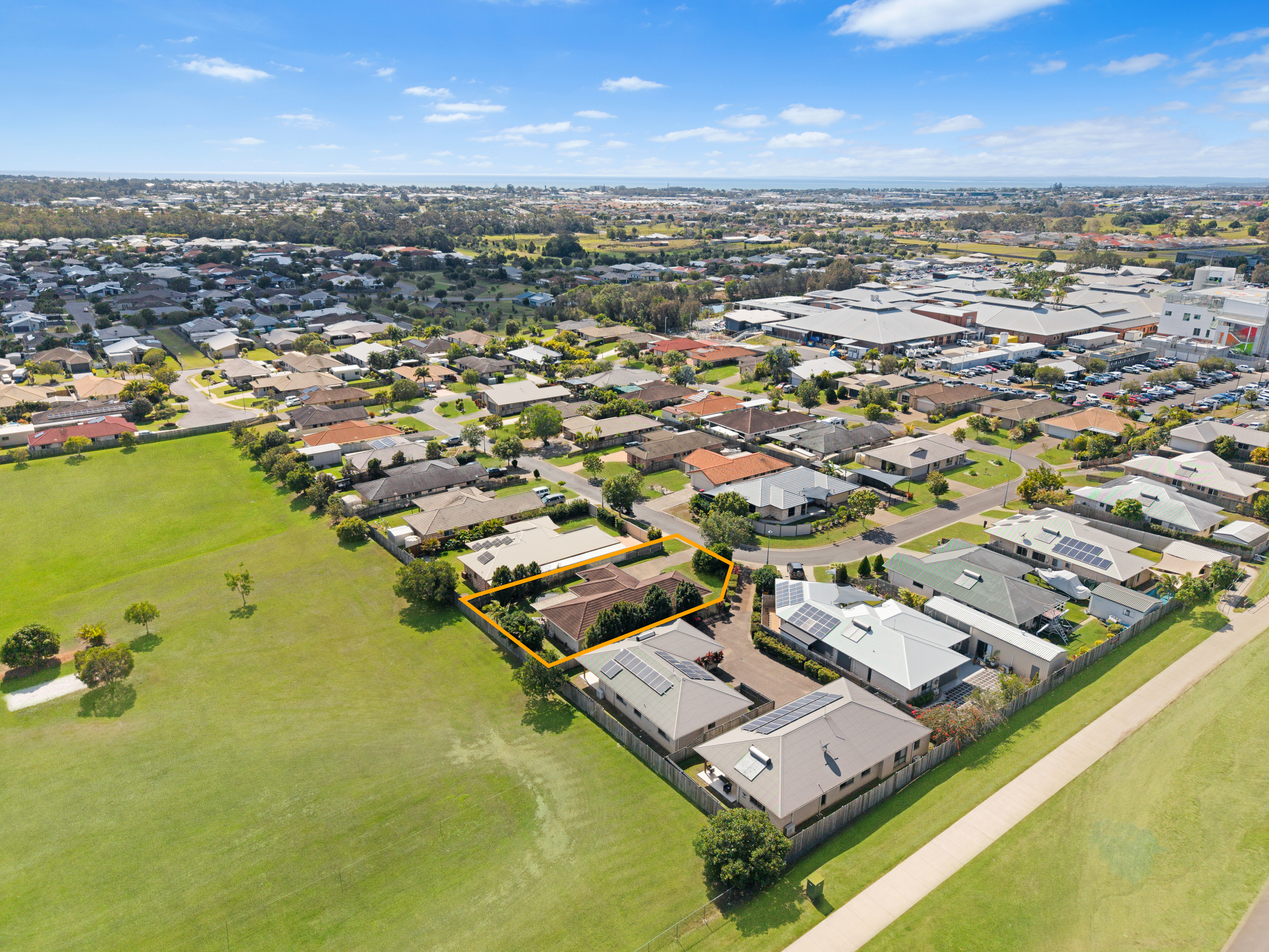 38 Picadilly Circuit, URRAWEEN, QLD 4655 AUS