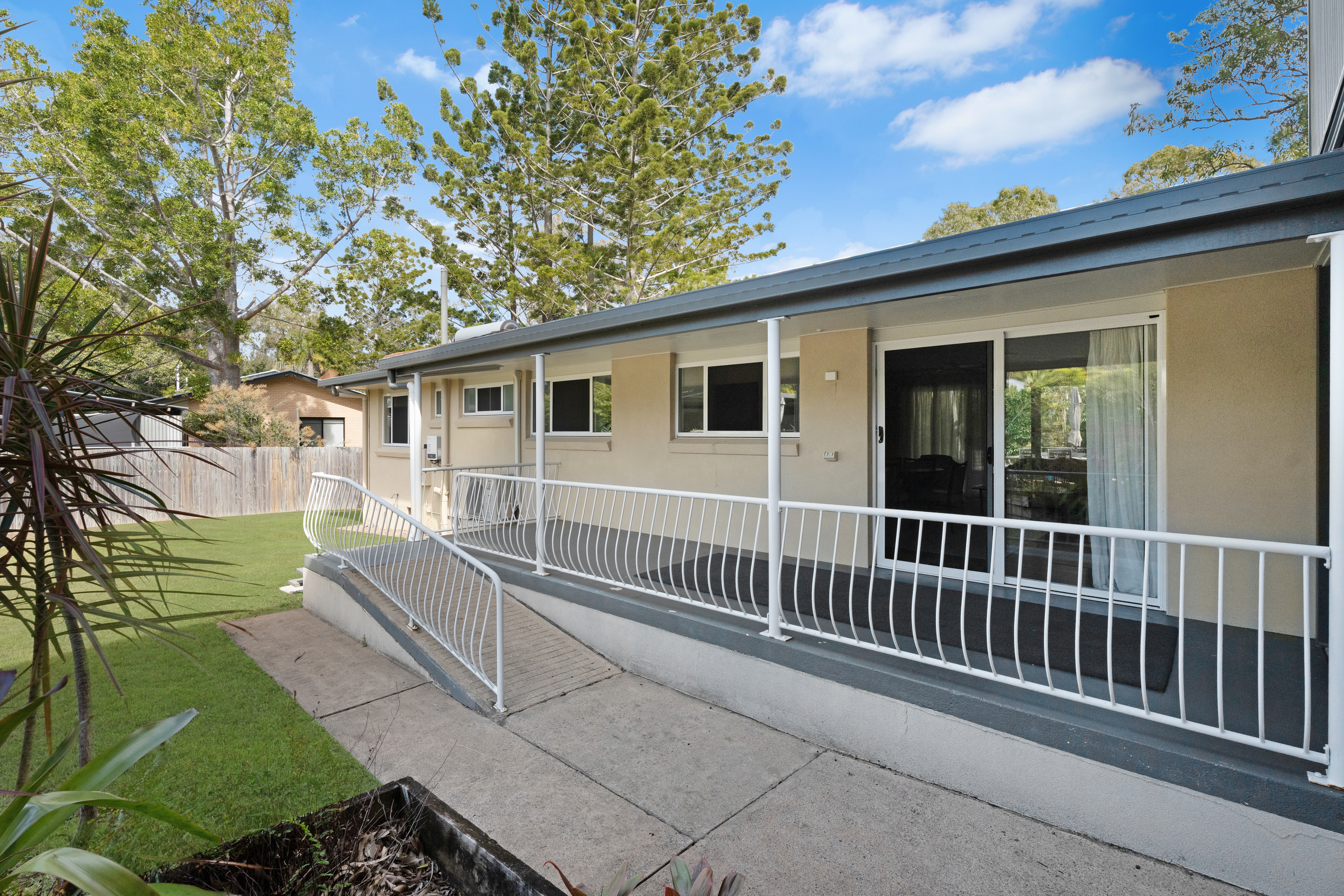 12-14 Parraweena Court, POINT VERNON, QLD 4655 AUS