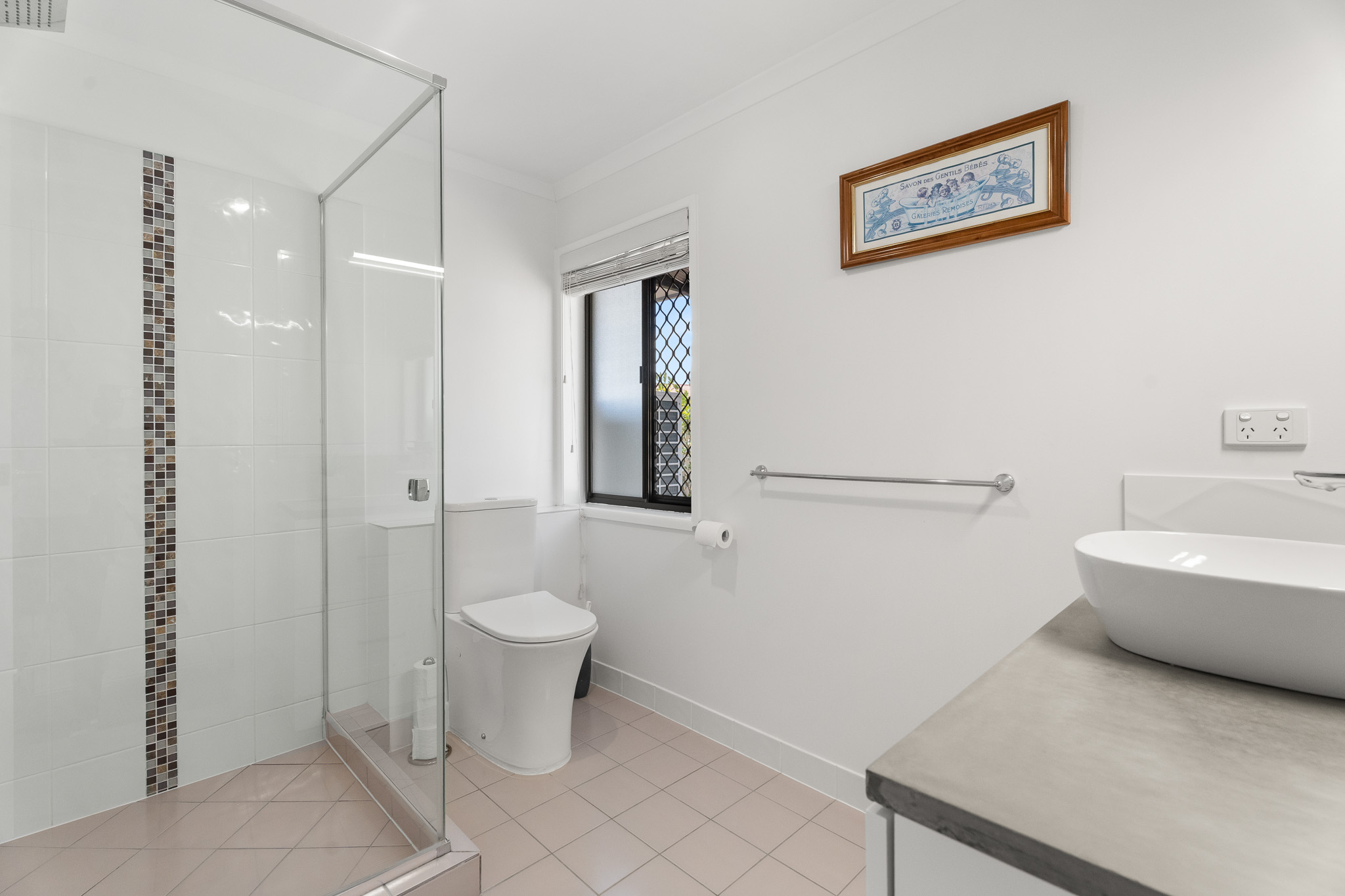 170 Truro Street, URANGAN, QLD 4655 AUS