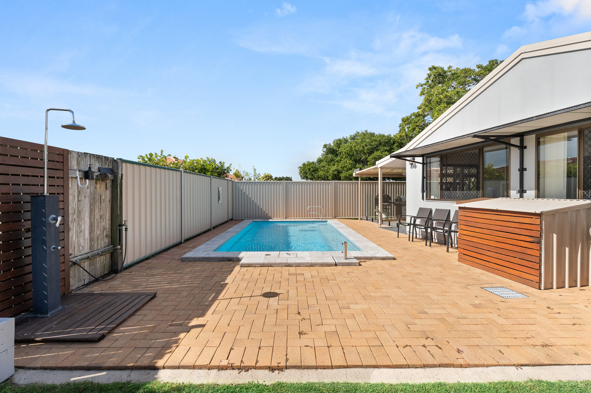 170 Truro Street, URANGAN, QLD 4655 AUS