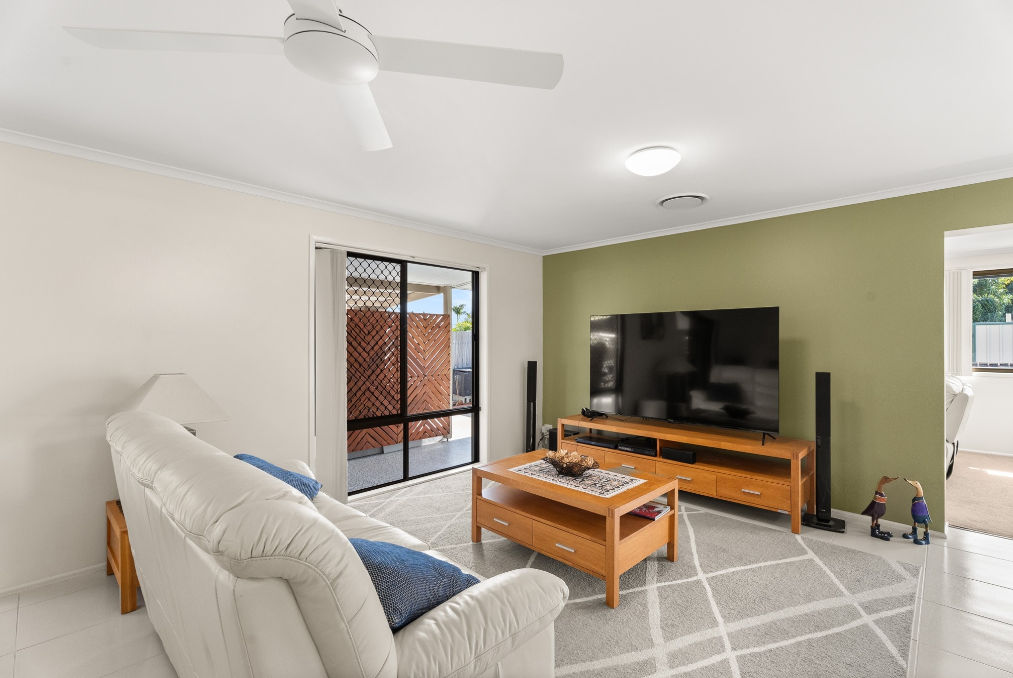 170 Truro Street, URANGAN, QLD 4655 AUS