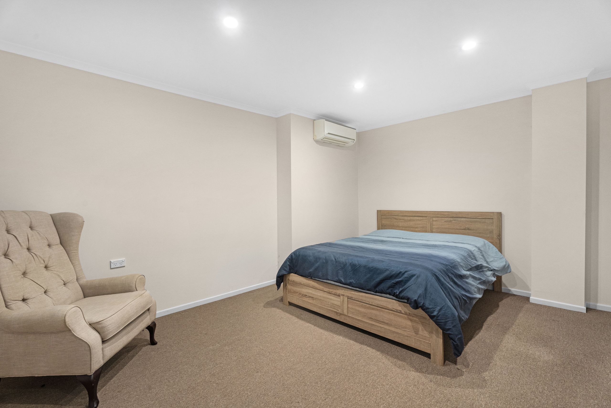 258 Esplanade and 42 Watson Street, PIALBA, QLD 4655 AUS