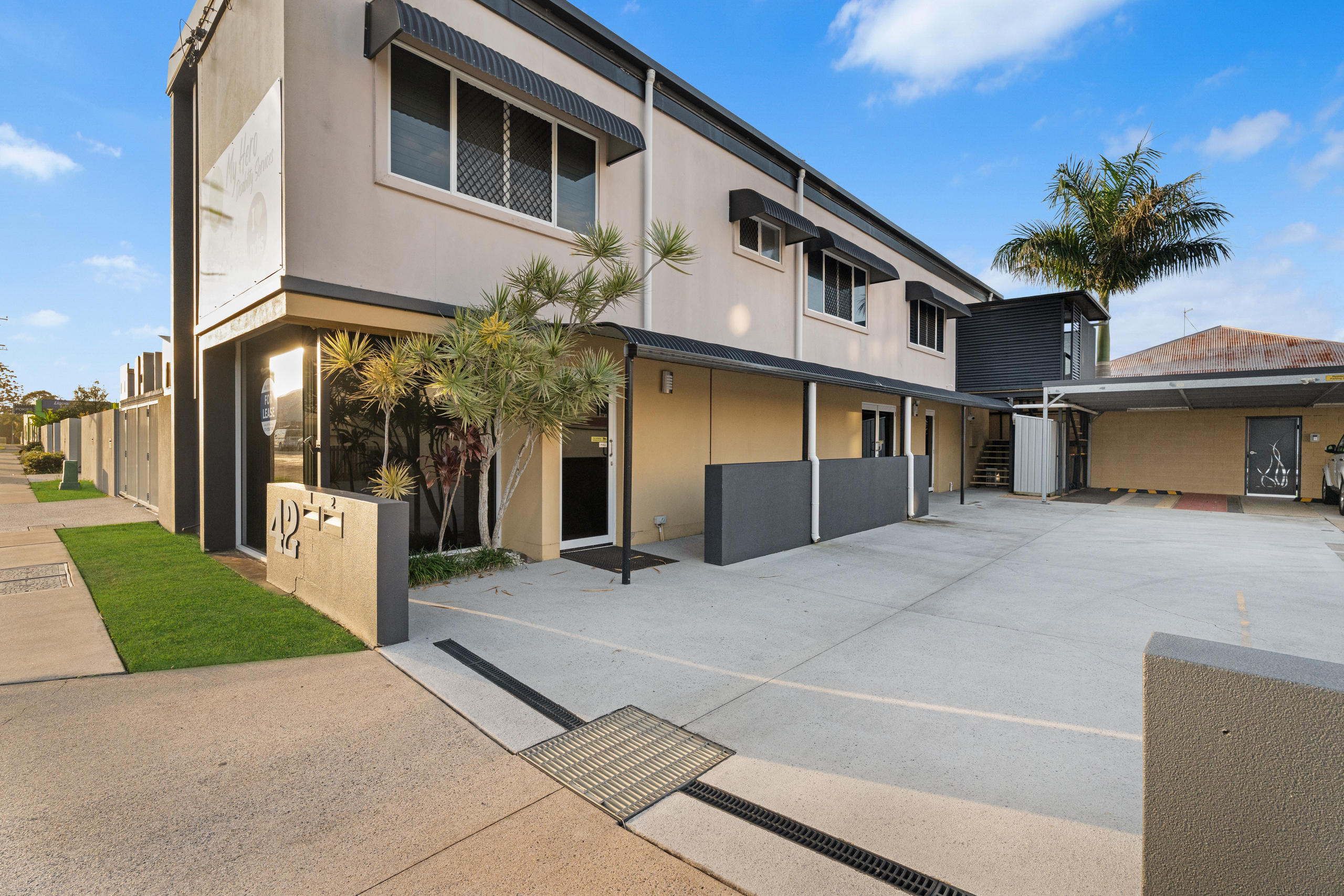258 Esplanade and 42 Watson Street, PIALBA, QLD 4655 AUS